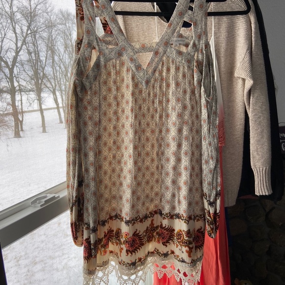 Buckle dress - Picture 2 of 3